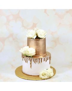White & Gold Wdding Cake