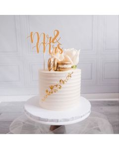 Elegant white Anniversary Cake