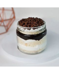 gluten free choco chip jar cake with chocolate chips