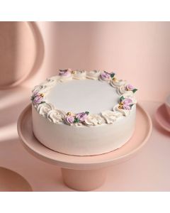Elegant Vanilla Cake